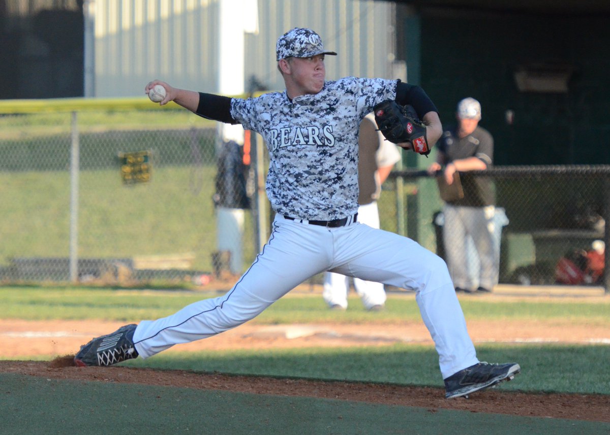 OzarksOzone's tweet photo. There are 15 area baseball teams ranked in the 3rd statewide baseball coaches poll: https://t.co/SwtshkWhfT https://t.co/QkUGi4PESG