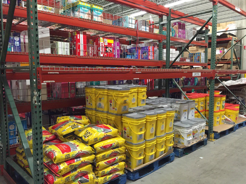 Low and pro in pets and beyond #LPA2586 <a href="/meteyard/">yard88</a> <a href="/StreuBryan/">Bryan Streu</a> @rankin_logan