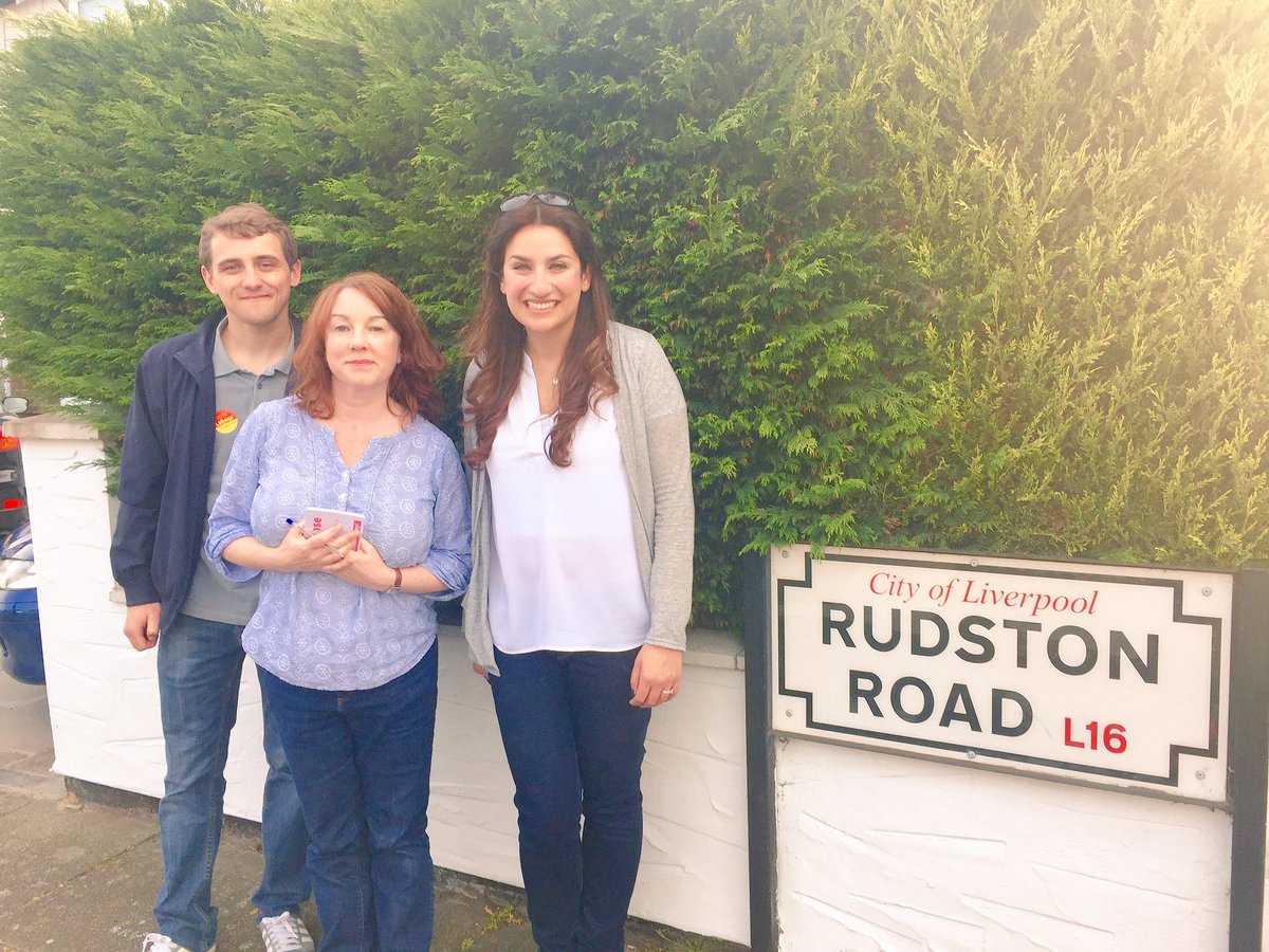 The sun is still shining on the #labourdoorstep #3votesforLabour