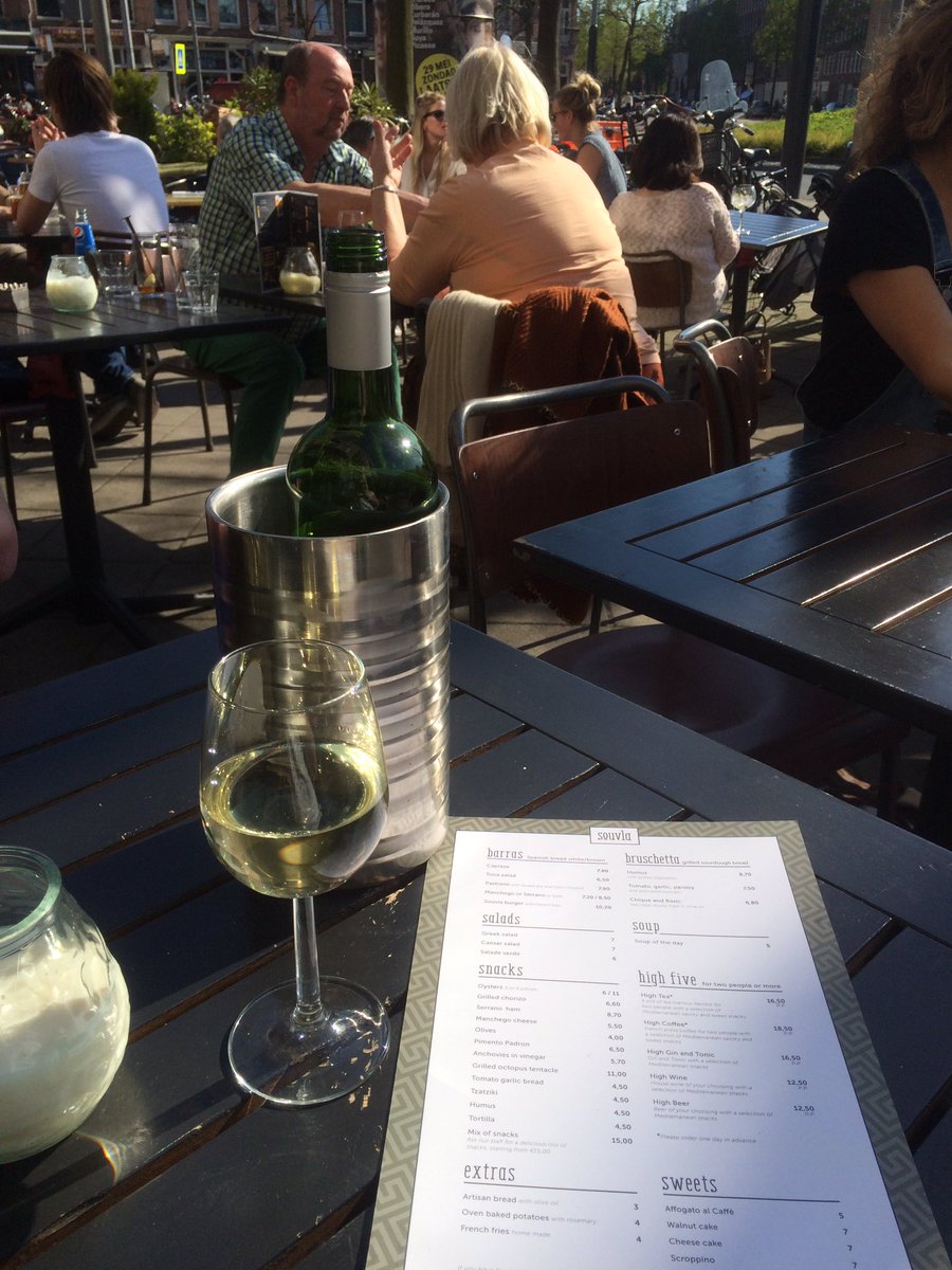 MaeHospitality's tweet photo. Wijntjes bij Souvla in Amsterdam Oud-West! https://t.co/EwxNBS9Mgq