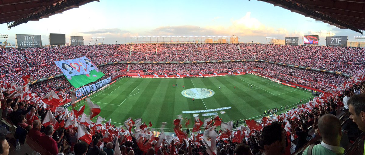 NoloNefer4's tweet photo. Increible el ambientazo!!! https://t.co/Y7WBmmFxLh
