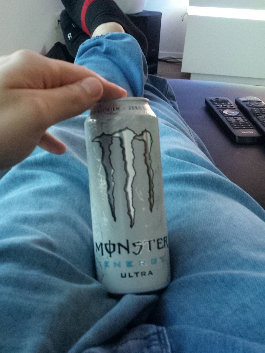 MontanaBlack's tweet photo. Kennst du? Legga schmegga https://t.co/08gRqLU2lp