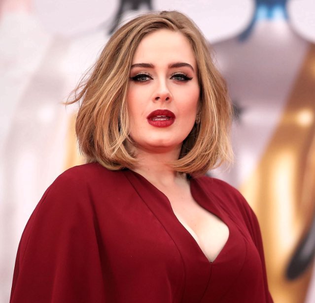 lolacampbelll's tweet photo. Happy birthday @Adele 😍💘 https://t.co/v2ANVMveDU