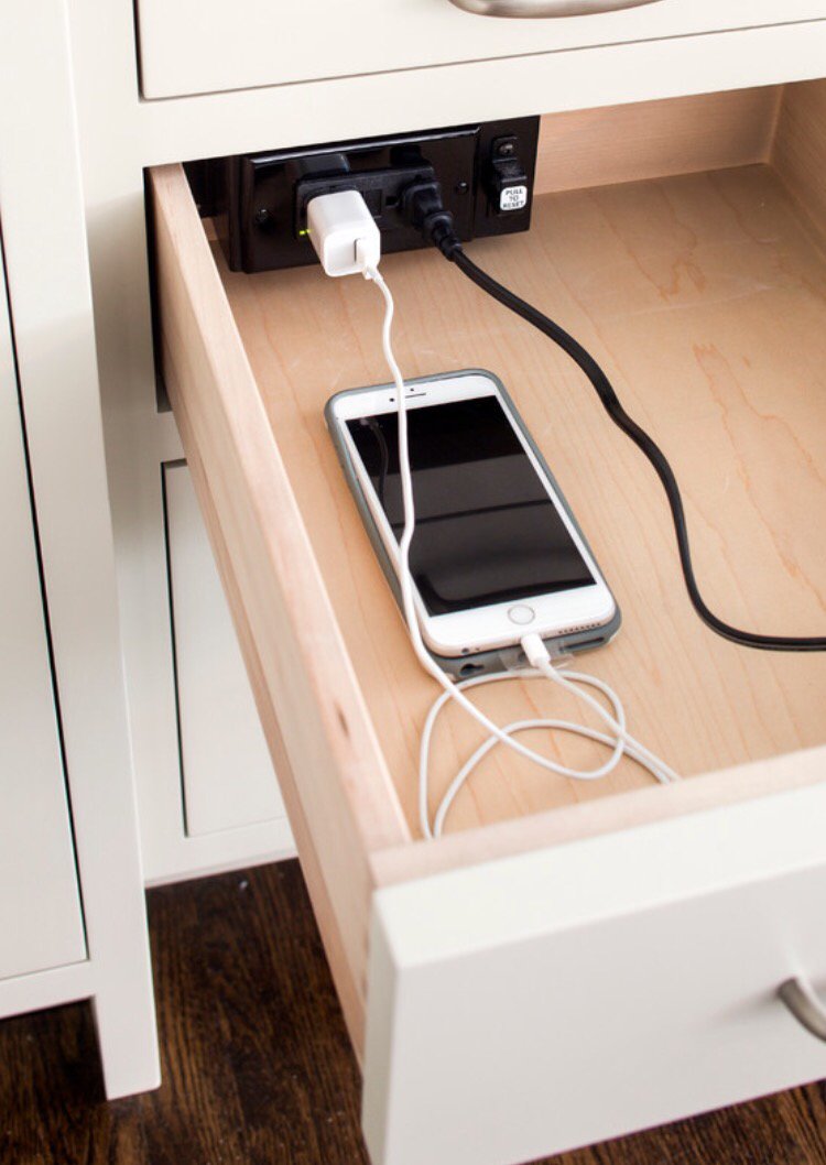 тумба под розетками. подвесная тумба под телевизор. полка wl-002 «wall shelf – m». розетки в тв тумбе. каркас бесто 602.