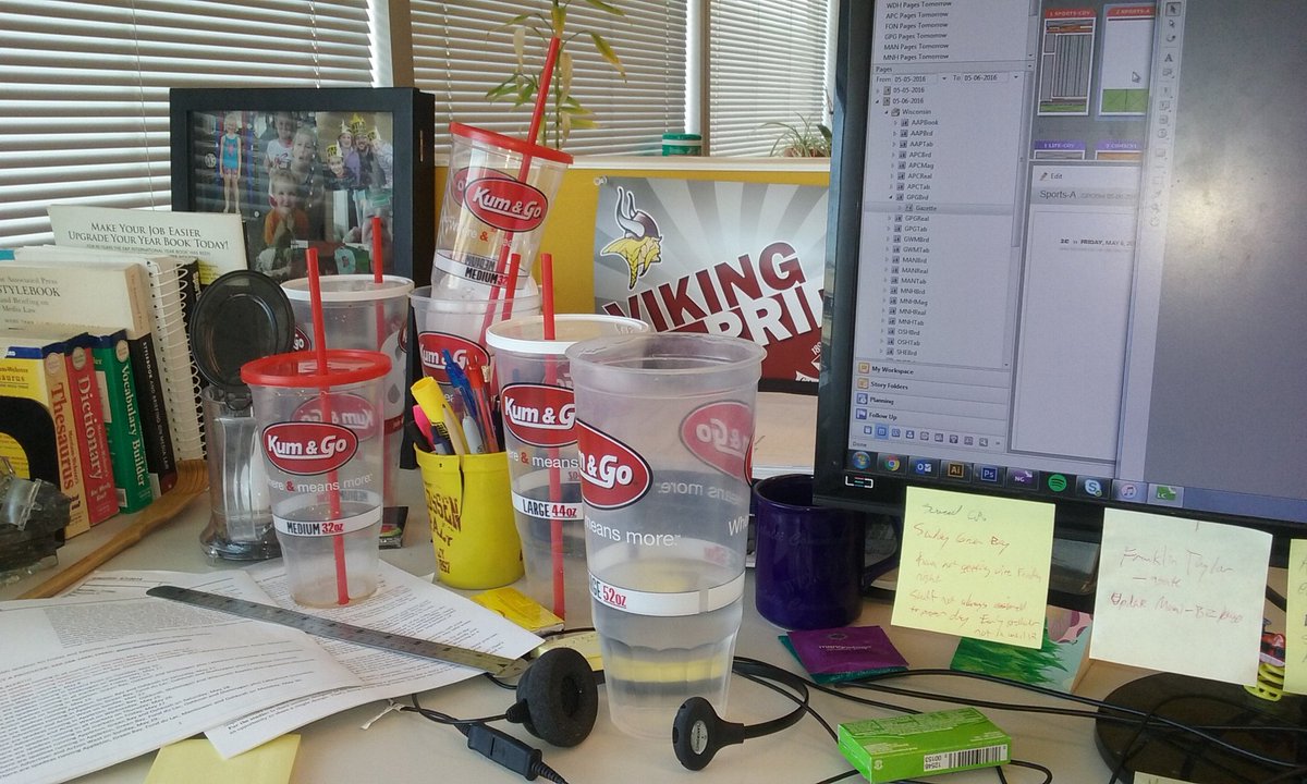 unfiltereddad's tweet image. Now it's just getting ridiculous. @kumandgo #journalistproblems