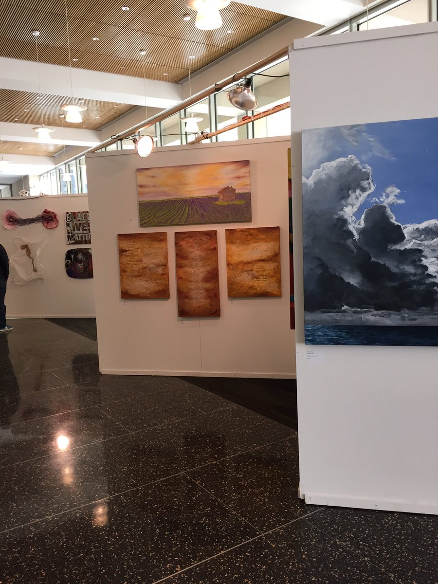 katertot_88's tweet image. Can't wait until @ArtInMotionRIC tonight! Amazing prof and patient art to benefit @RIC_Ability... and a good party!