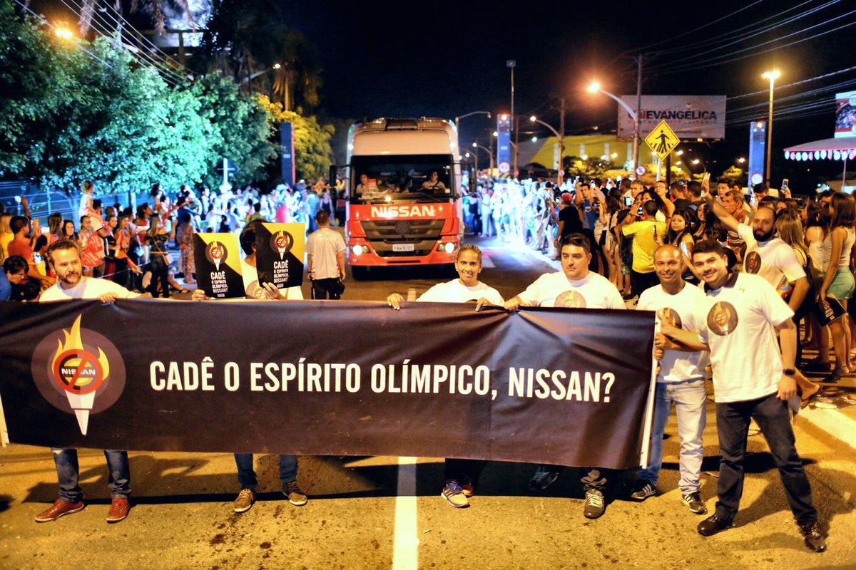 "Nissan where is the Olympic spirit?" Brazilian unions protest against threats from managers in Canton, Mississippi.