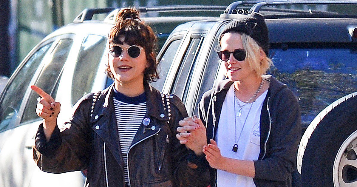 POPSUGAR's tweet photo. Oh no! Kristen Stewart and Soko have ended their romance: https://t.co/Uka8pC5m4V https://t.co/HnYlQVBWVb