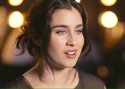 jaureguihotline's tweet photo. wow she's so beautiful https://t.co/3cpQogdDkX