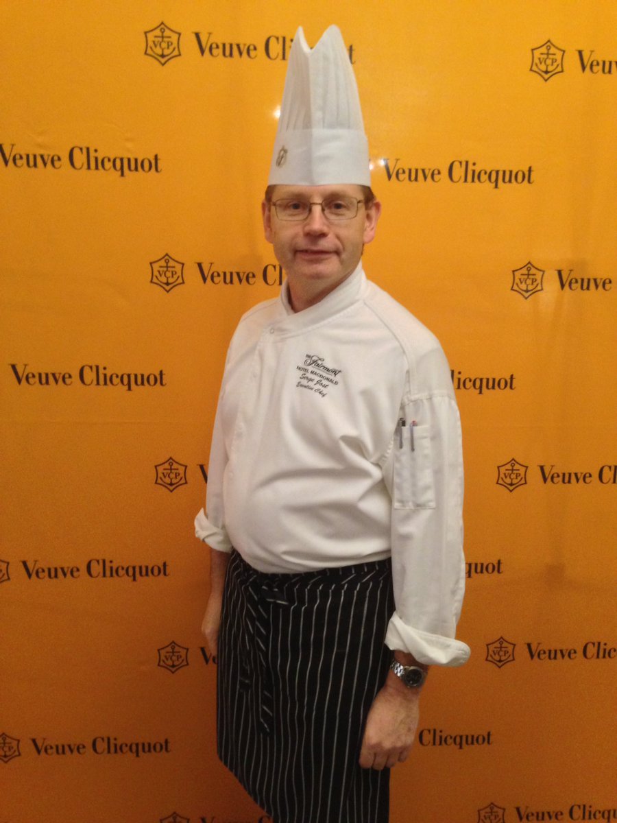 Chef_Jost's tweet photo. What type of dinner you think we have tonight @FairmontMAC ? https://t.co/Bmk2FQjvjg