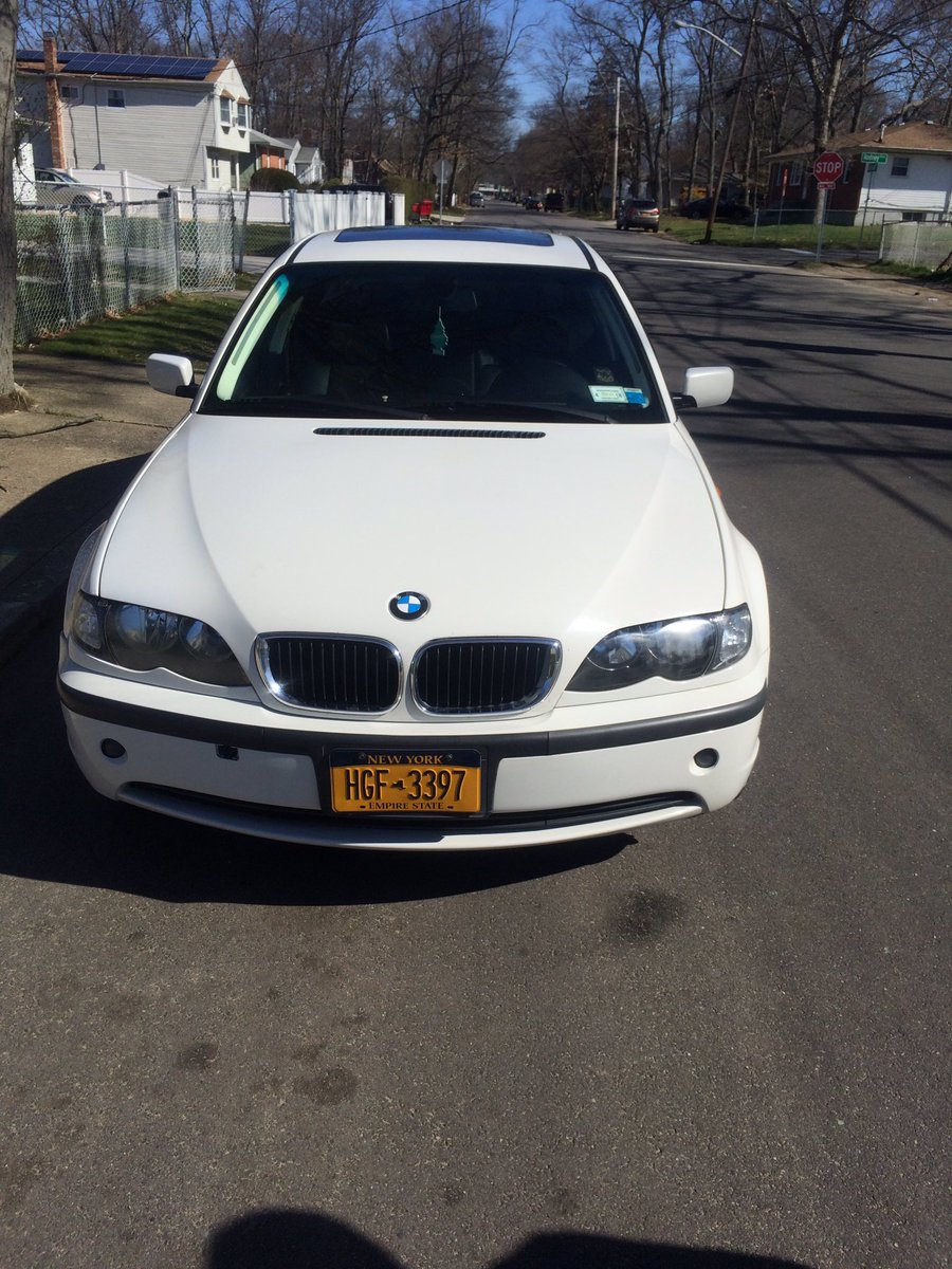 BlueChip_SW2's tweet photo. When i pull up skrt skrt thats a foreign 💯 https://t.co/2I0zjEfoOh