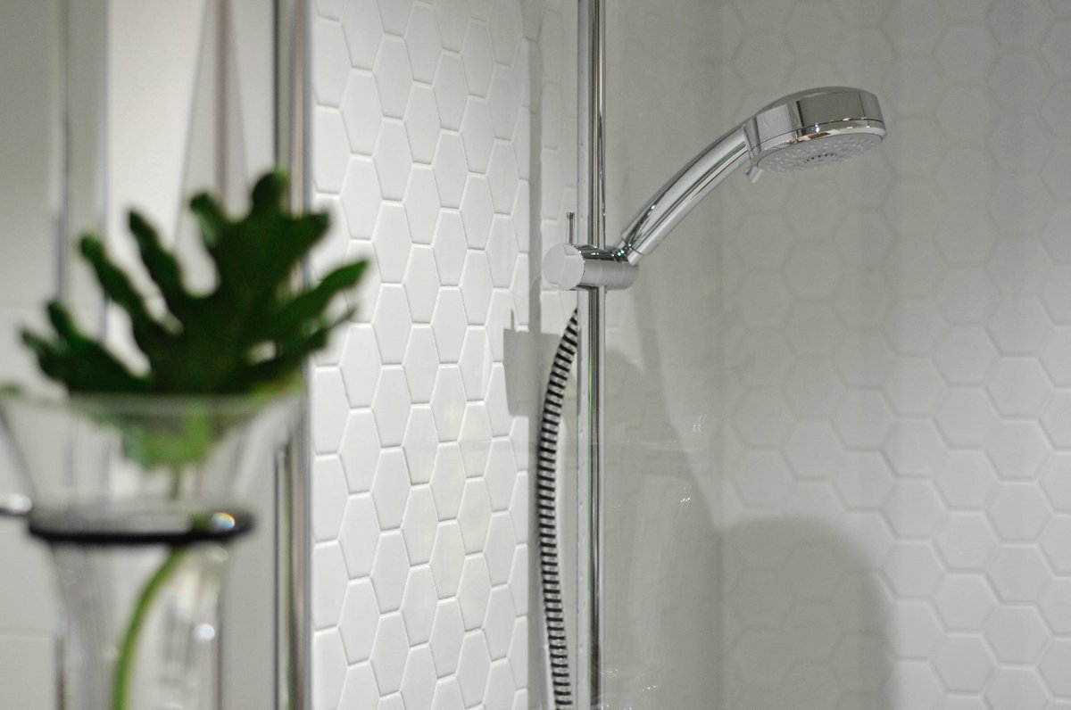 CerArteProyecto's tweet photo. Tu baño puede verse como lo tienes en mente, por eso nos preocupamos tanto por el Estilo, como por los Precios. https://t.co/IfwV9WKFO7