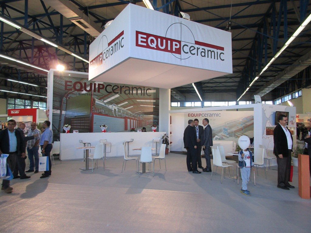 ICEXArgelia's tweet photo. Stand de #EquipCeramic, empresa de ingeniería y construcciónes en el sector cerámico #Batimatec #Argelia. https://t.co/4WNRDM3RED