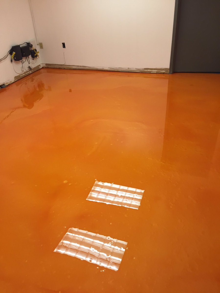 Epoxy_plus's tweet photo. Custom orange metallic epoxy floor #thatsacoolfloor https://t.co/s5sS3brTc8