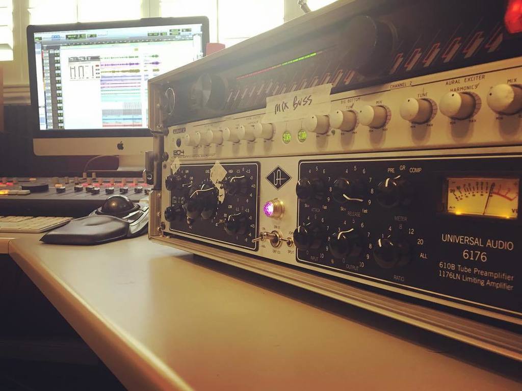 producerpassion's tweet photo. What a beautiful day to mix! #sslnucleus #ua6176 #universalaudio #mixer #studioflow #recordingstudio #recording #ge… https://t.co/QEDe99XAWq