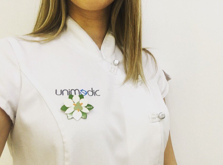 JasDolcet's tweet photo. No us imagineu tot el que 1€ posa en marxa..#FlorDeLEsperança. #Investigació #IrisBlanc #LluitaContraElCancer. https://t.co/TO4ZG3iCeG