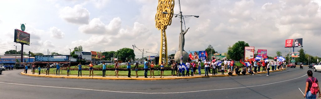 JS19JdistritoV's tweet photo. Con #AMORANICARAGUA Distrito V celebró el dia de la Dignidad Nacional #SandinoSiempreMásAllá https://t.co/PNwxFSvvvY