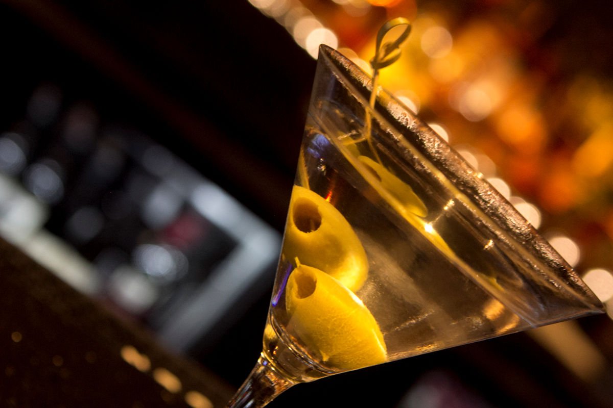 $5 margaritas &amp; $3 coronas from 5-9 Tonight! 
Come to Ladies Nights on Wednesdays from 5-9 with $5 Martini Flights!