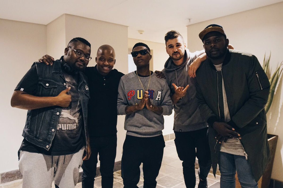 wizkidayo's tweet image. Music with real musicians!! @MiCasaMusic X @DjMaphorisa !! Africa to the world!!