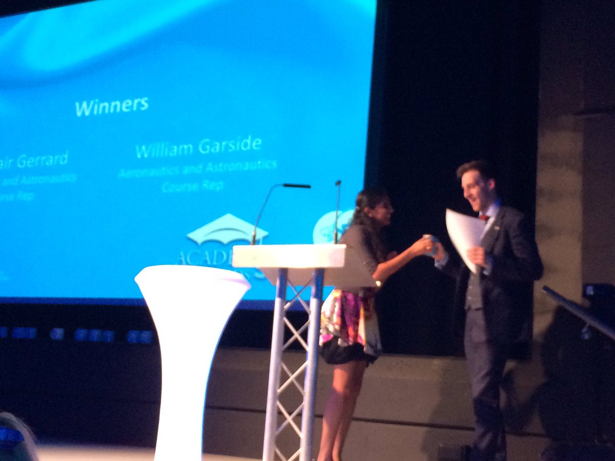 skemp_esd's tweet photo. The excellent @AlasdairGerrard receiving his @YourSUSU #AcademicRep award for his work with @SotonEngEnv students https://t.co/A49PQmatlm