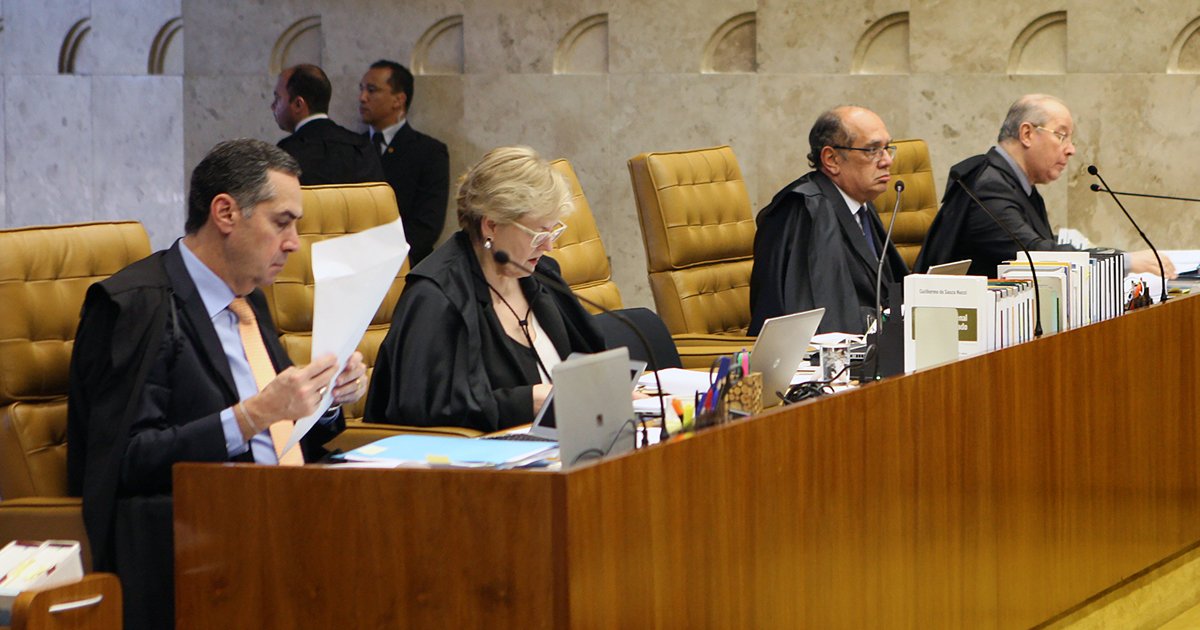 AO VIVO: Lewandowski segue voto de Teori. 11 x 0 e Cunha é afastado por tempo indeterminado glo.bo/1P3voIk