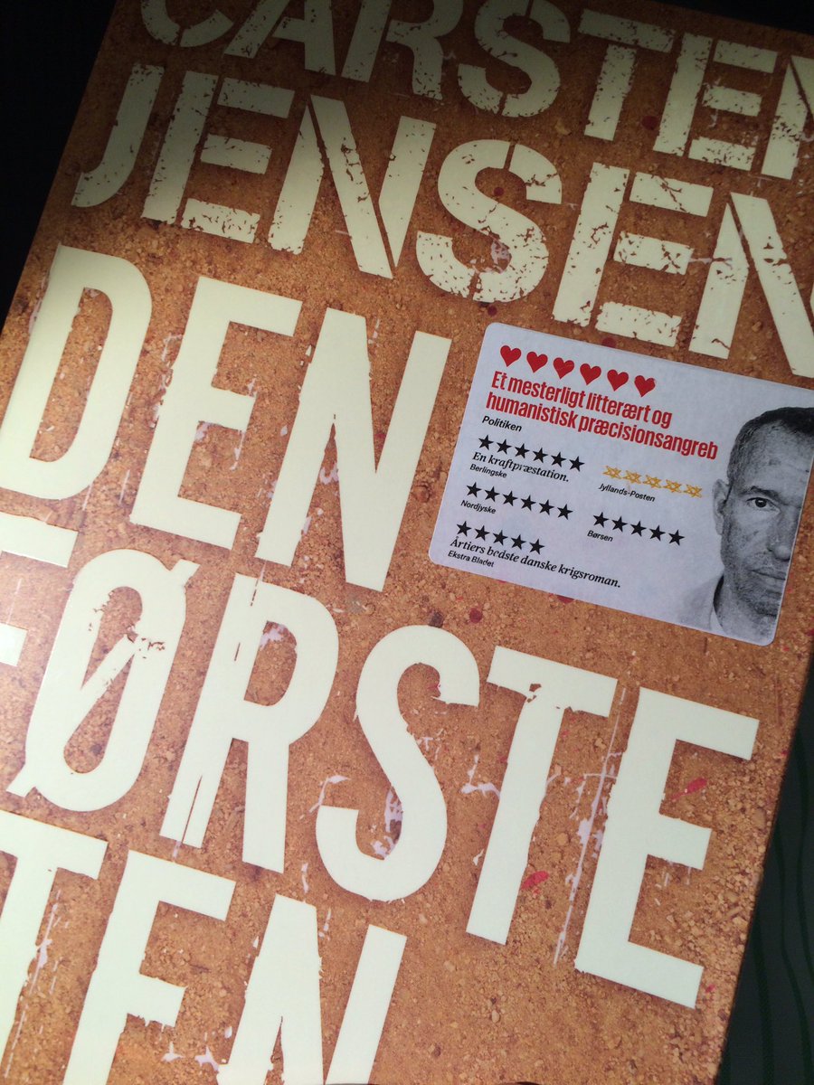 LineModin's tweet image. Holdt rent moralsk vejret igennem 609 sider om en krig uden klare fronter @Gyldendal @carstenjensendk #Denførstesten