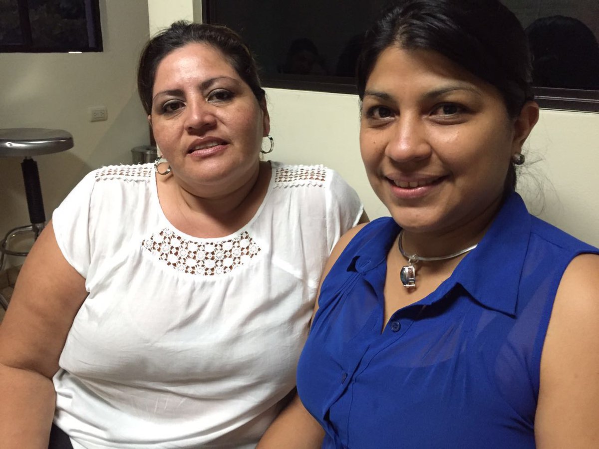 radio102nueve's tweet photo. ((AL AIRE)) Claudia Rodríguez y Beatriz Mejía, Ejecutivas de venta de #MYDEB Muebles y Diseños. https://t.co/j28UxzSihp