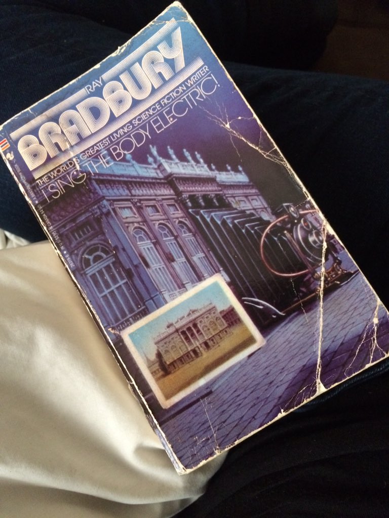 Lvly_Rita's tweet image. What do you think the late fees will be?!? Sorry, PiHi! 
#RayBradbury #OverdueBook
