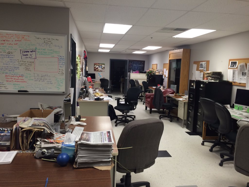 QuinnAFoley's tweet image. Last time in the office ... Holding back the tears 😭