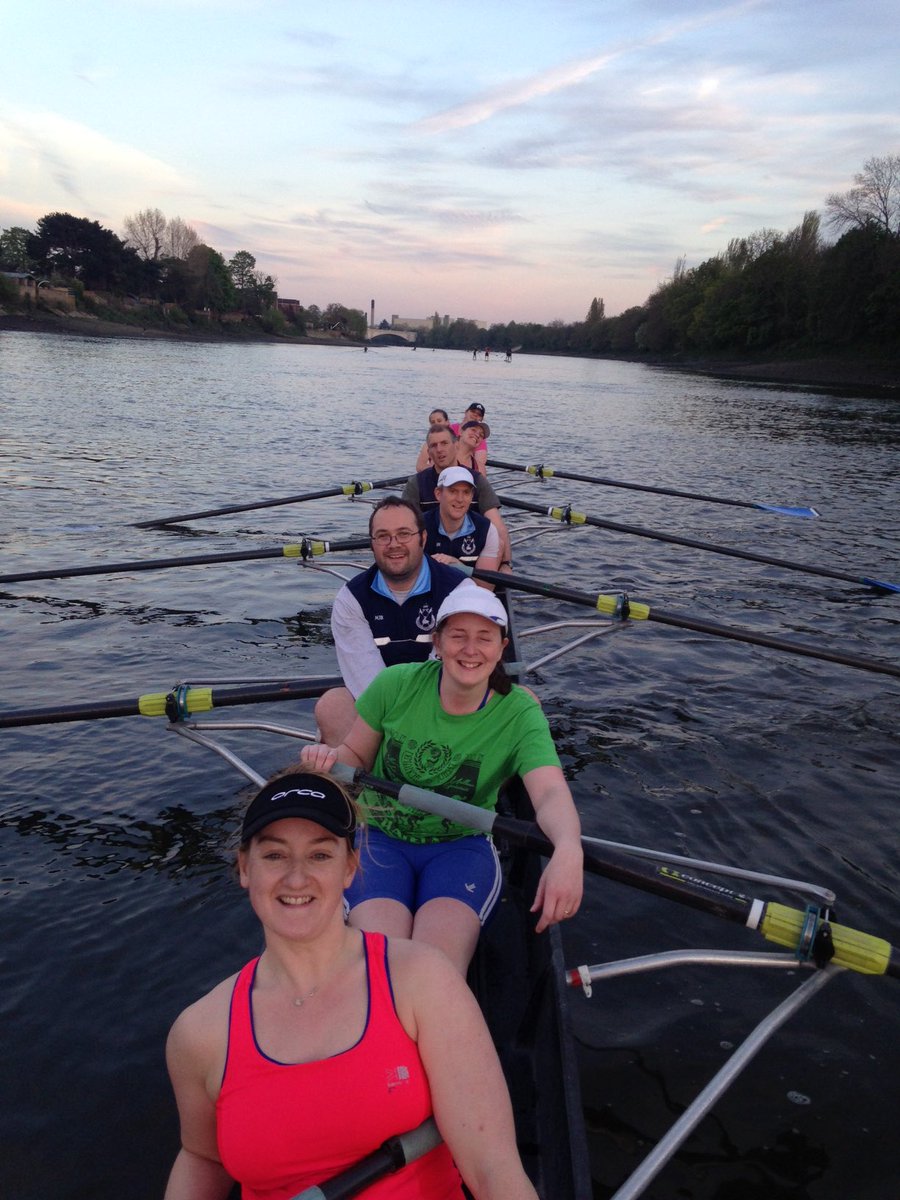 jo_moir's tweet photo. Perfect end to a perfect trip #BBLRC #Thames @EjectorSeat @SueLucyCole @katiemajella https://t.co/0tPtSjkcIs