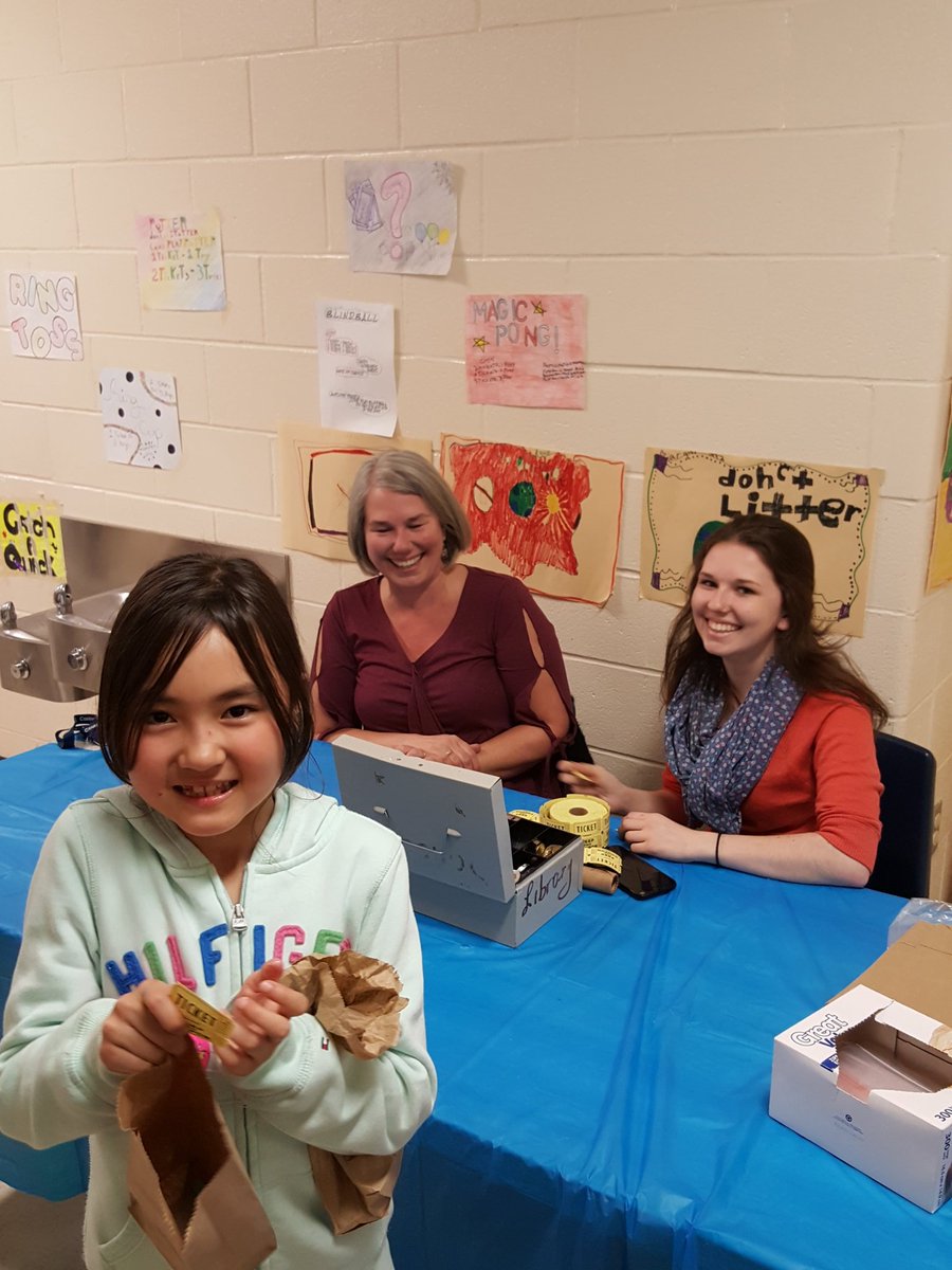 Good fun at the <a href="/pineriveres/">pine river</a> Fun Fare! Such a great and growing community Angus is! #scdsb <a href="/NPSSnews/">Nottawasaga Pines</a> <a href="/NPSSGuidance1/">NPSS</a>