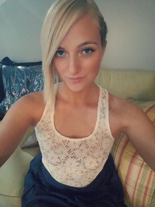 Hair is getting long enough to braid now! Damn lol hope ya'll are having a great day thanks 4 rating<a href="/tag/mvsales"class="tags"><span>#mvsales</span></a>