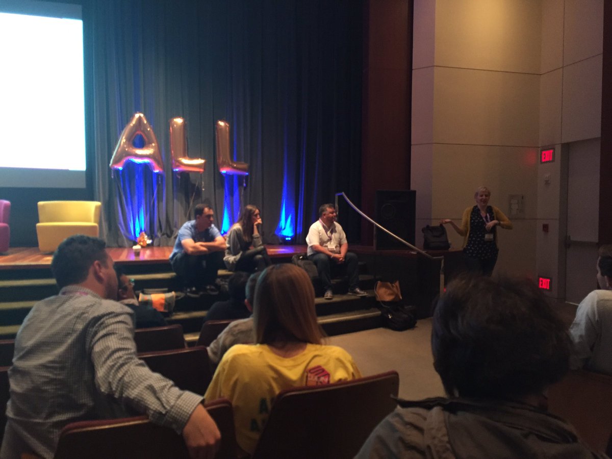 SharingEC's tweet photo. Unconference de patrocínio com o cara do Google aqui. #gcucall #sharingec https://t.co/fvA1VATKmk