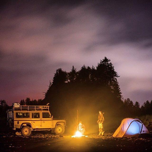 camp_collective's tweet photo. Closing out the day. Photo by @chrisburkard. Always Exploring! #hike #hiking #camping #camp_collective https://t.co/5LonsRR2Sl
