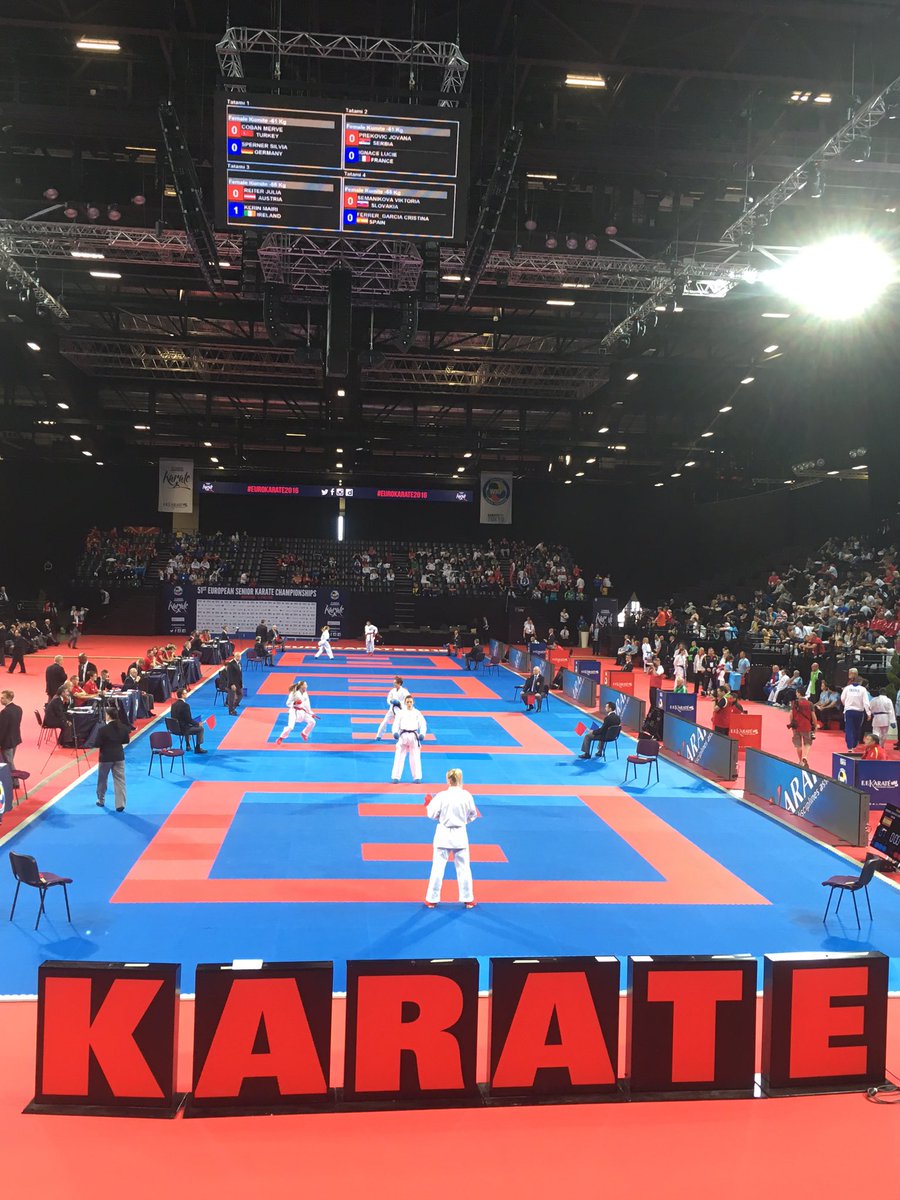 EV3NTofficiel's tweet photo. Superbe 1e journée aux #EuroKarate2016 #roadtomtp @ffkarate @wkf_tweet #byEv3nt https://t.co/mjvYvuVKFC