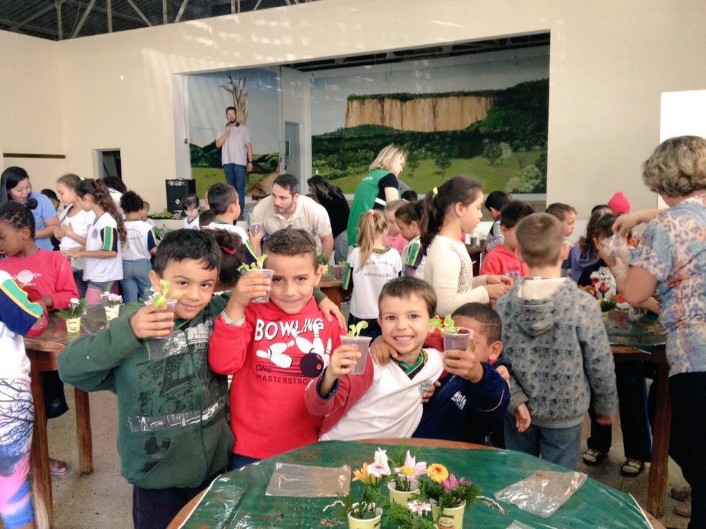KorinAlimentos's tweet photo. Hoje é o dia da #AgriculturaNatural em #Ipeuna! As crianças adoraram aprender sobre o método seguido pela Korin! https://t.co/WvZwIuGzbU