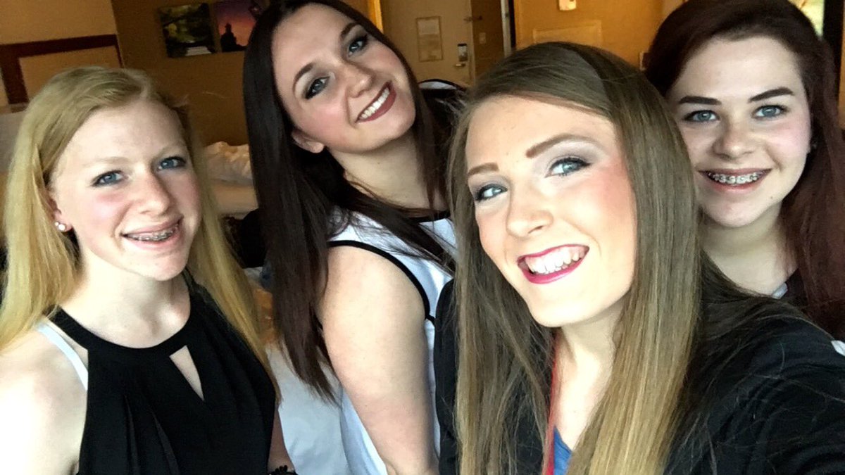 AliyahFun's tweet photo. Opening ceremonies ready! #bpanlc2016 https://t.co/9i64yJj7DD