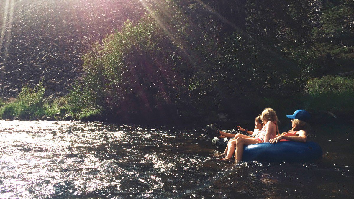 Ten kids, one kid, no kids. Lead the life you want, let others live theirs: bit.ly/1EAgaY5