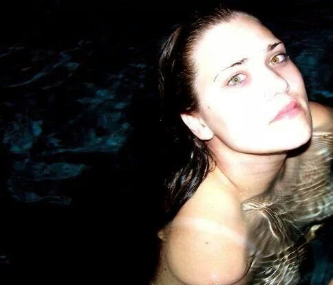 warrior_piper's tweet photo. #Heterocromia #weirdo #justkeepswimming https://t.co/AClkBurFud