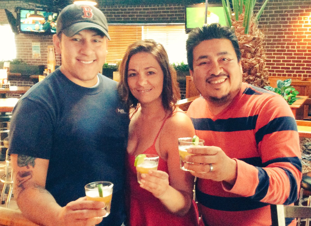 SpiritLiberator's tweet photo. Getting this #CincodeMayo #party started right! #diageorep #CaptainMorgan #CannonBlast #DonJulio #tequila #minimargs https://t.co/u1Cbq7PRle