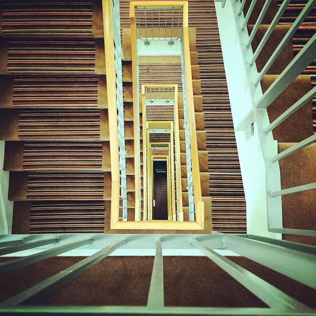 BirinBeo's tweet image. Hotel angles #isogonal #vertexes #vertigo