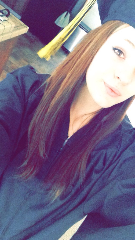 khaslam36's tweet photo. 2 more weeks!!! #thankgod #almostdone #TCGrad https://t.co/hssKudysW2