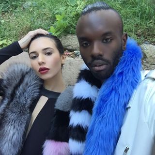 TheHannaBethh's tweet photo. So much fun shooting @EBFlorals for @Saks yesterday with @JeanClaudeTribe #EBflorals by #EricButerbaugh #SaksBeauty https://t.co/LpPMhOZep7