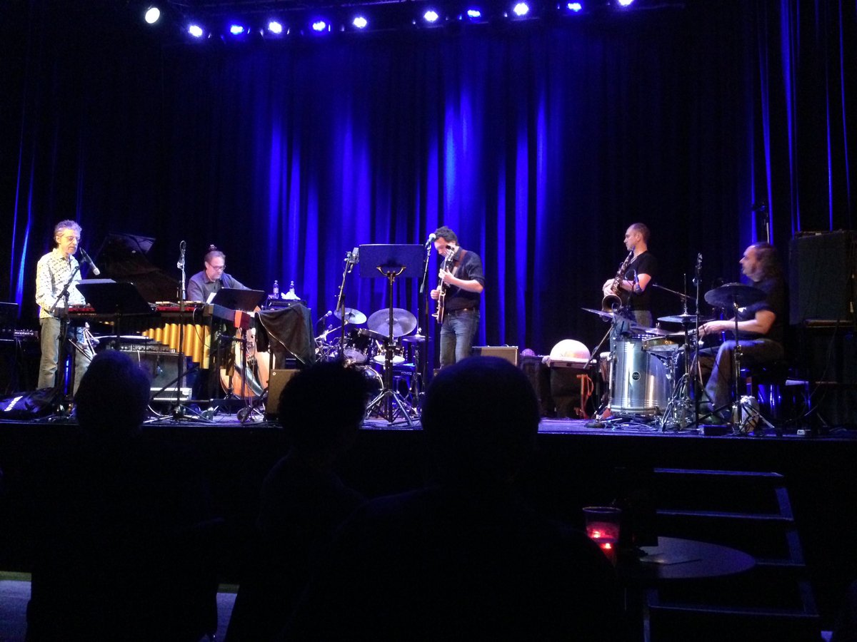 ppppost2's tweet photo. takk for kjempebra #jazz konsert på @CosmopoliteOslo ikveld #BendikHofseth og #MikeManieri https://t.co/m6L3AfJtOu