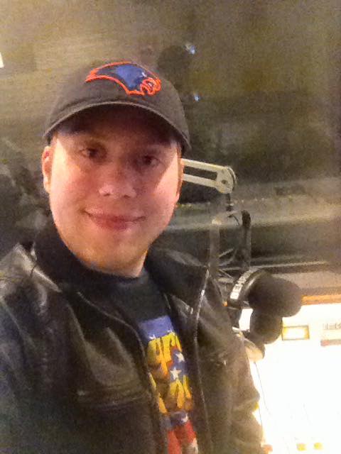 Ended my college radio career yesterday Special shout out to #wgfr <a href="/WCKMFM/">98.5 WCKM</a> <a href="/HITS959WCQL/">HITS 95.9 WCQL</a> <a href="/talk1450wwsc/">WWSC</a> <a href="/WFNP/">WFNP The Edge</a> <a href="/nphawks/">New Paltz Hawks</a>