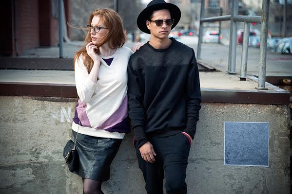 FlagshipMarket's tweet photo. Couples who swag together, stay together. @annahovet 
https://t.co/IAvPUJCyxs
#streetwear #streetstyle #womenswear https://t.co/EqCxkFP0tk