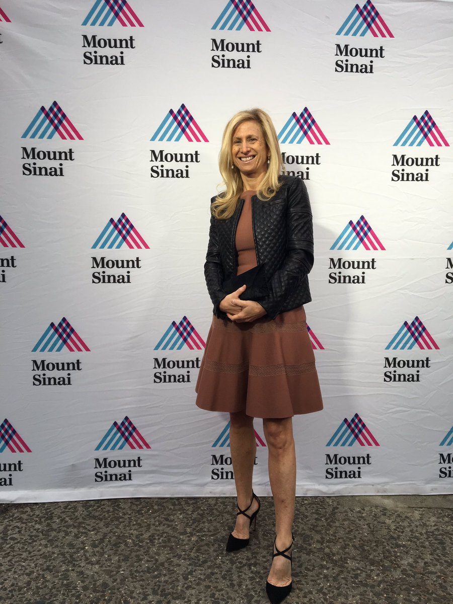 Dubin Breast Center's very own <a href="/DrElisaPort/">Elisa Port, M.D.</a> at the 2016 #MountSinaiCrystalParty