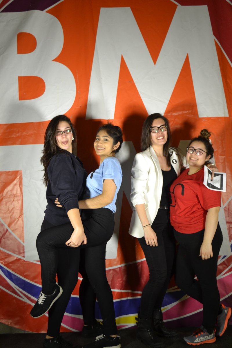 bmtmphotography's tweet photo. #InsideOut #InsideOut2016 #photobooth https://t.co/xmaB6dOa6Q