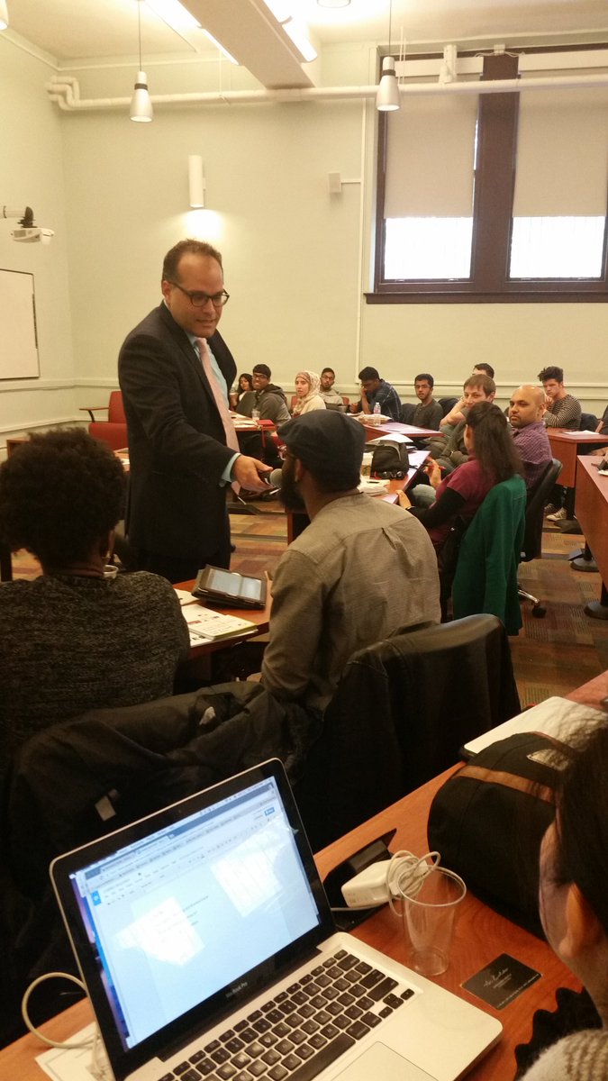 AriZoldan's tweet photo. great time lecturing @ccny @ZahnCenterNYC #media #startups #entrepreneurship #innovation https://t.co/xkguXHQpPO