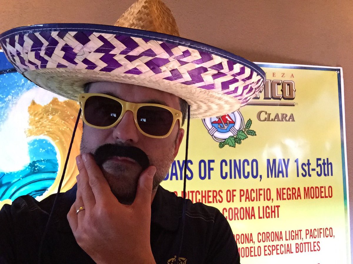 ETAITER's tweet photo. My brand manager is better than yours. #CincoDeMayo #Corona #LimeDrop @Olympiceagle @jtagoo @chris_hagle https://t.co/hHvX7Qki9x